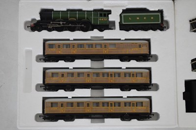 Lot 375 - Hornby - Boxed 'Flying Scotsman' 00 gauge electric train set