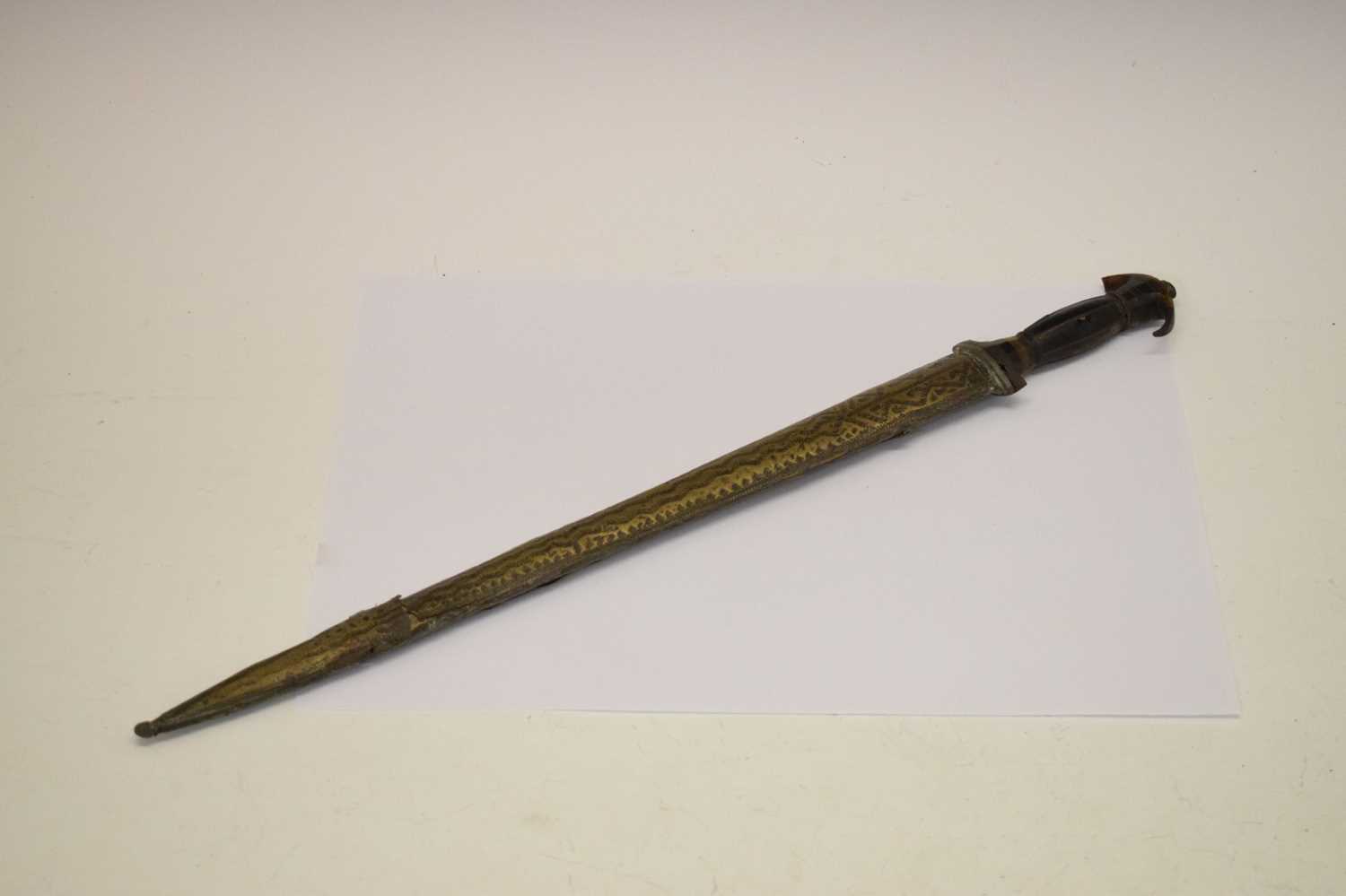 Lot 445 - North African dagger