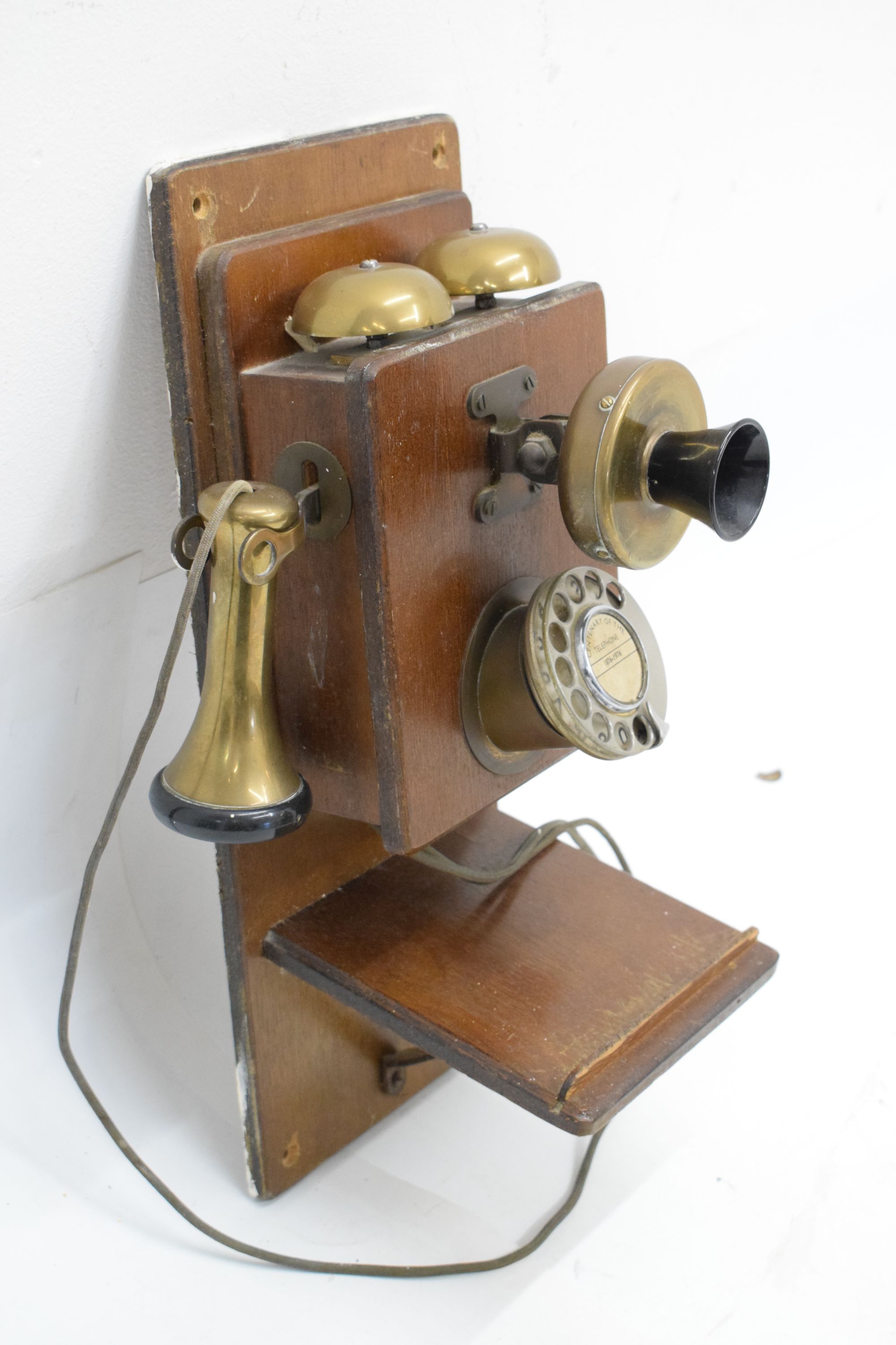 TELEPHONE VINTAGE ANNEE 70 | Puces Privées