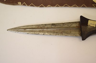 Lot 481 - Double edged African dagger and 'commando'-type dagger