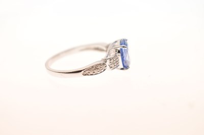 Lot 41 - 18ct white gold, oval sapphire and diamond ring