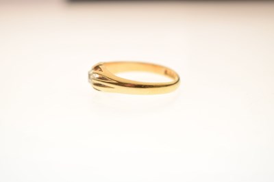 Lot 7 - 18ct gold gypsy set diamond solitaire ring