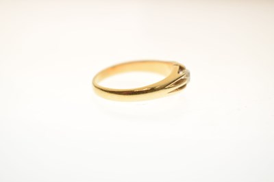 Lot 7 - 18ct gold gypsy set diamond solitaire ring