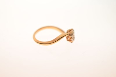 Lot 7 - Four-stone diamond 18ct gold crossover ring