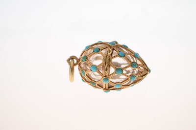 Lot 39 - Unusual yellow metal, rock crystal and turquoise vinaigrette pendant