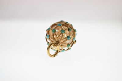 Lot 39 - Unusual yellow metal, rock crystal and turquoise vinaigrette pendant