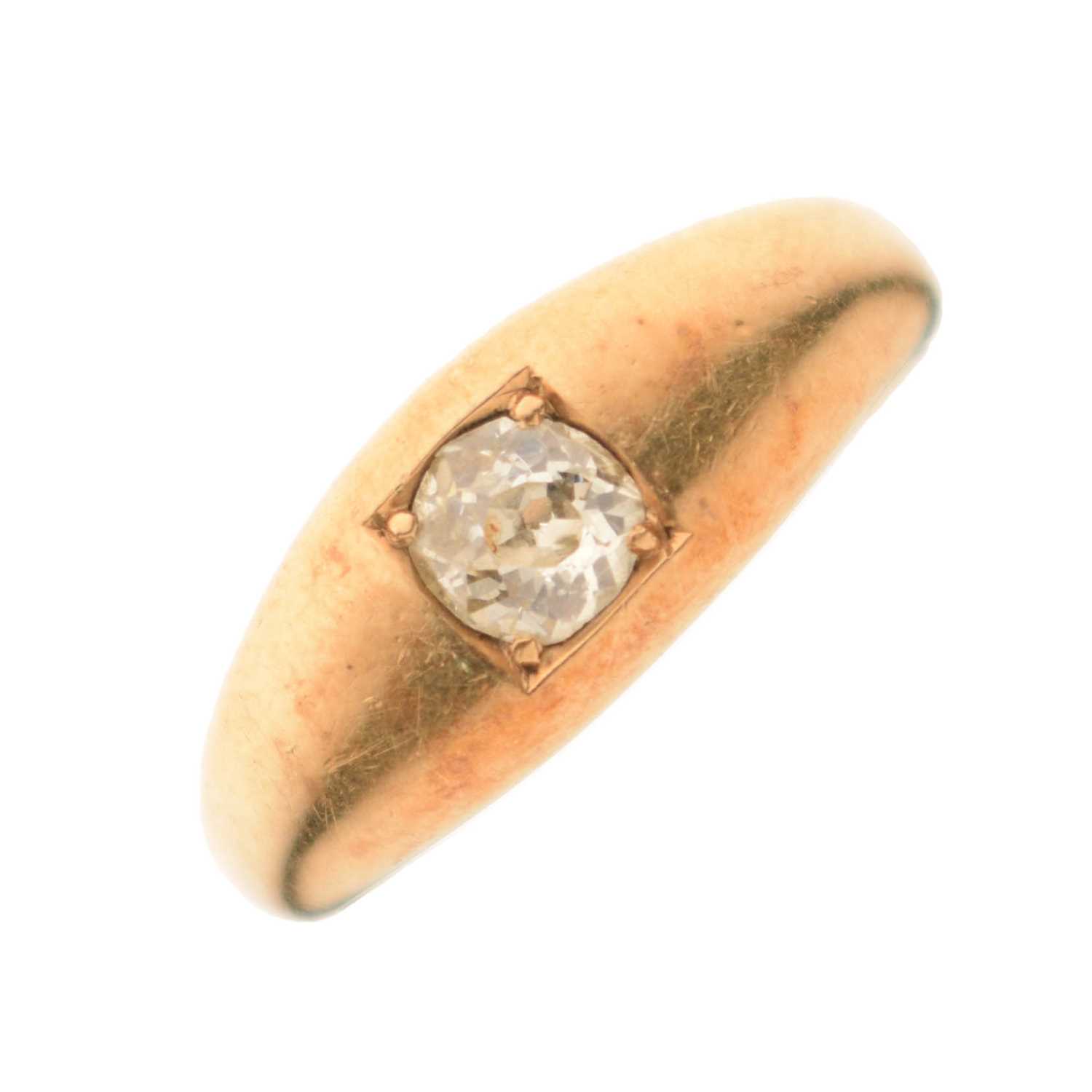 Lot 3 - Gents 18ct gold and diamond ring