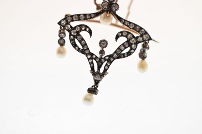 Lot 30 - Art Nouveau early 20th century diamond and pearl brooch