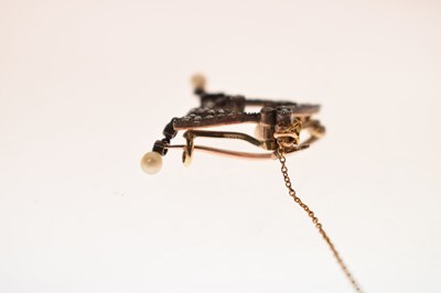 Lot 30 - Art Nouveau early 20th century diamond and pearl brooch