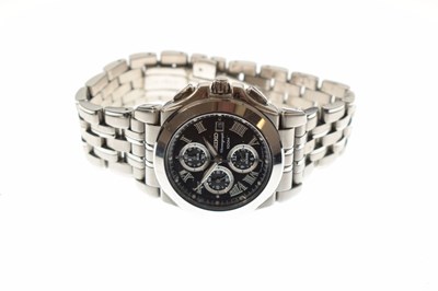 Lot 188 - Seiko - Chronograph 100M stainless steel bracelet watch