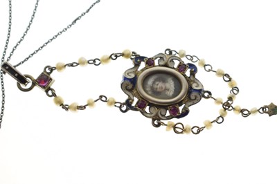 Lot 38 - Mid 19th century ruby, seed pearl, enamelled parcel gilt pendant necklace