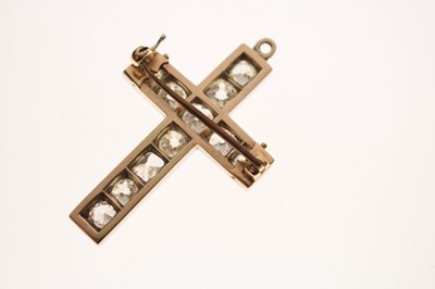 Lot 17 - Victorian diamond cross pendant brooch