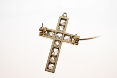 Lot 17 - Victorian diamond cross pendant brooch