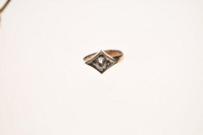 Lot 17 - Victorian diamond cross pendant brooch