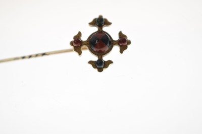 Lot 48 - Victorian bloodstone agate yellow metal stick pin