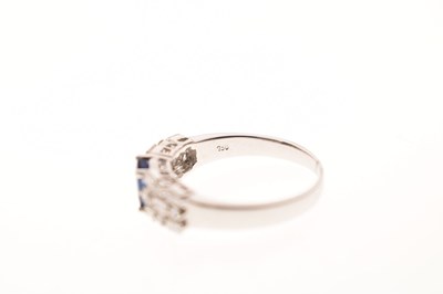 Lot 9 - Sapphire and diamond white metal ring