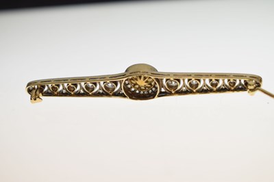 Lot Belle Epoque diamond and pearl 14ct yellow and white gold set bar brooch