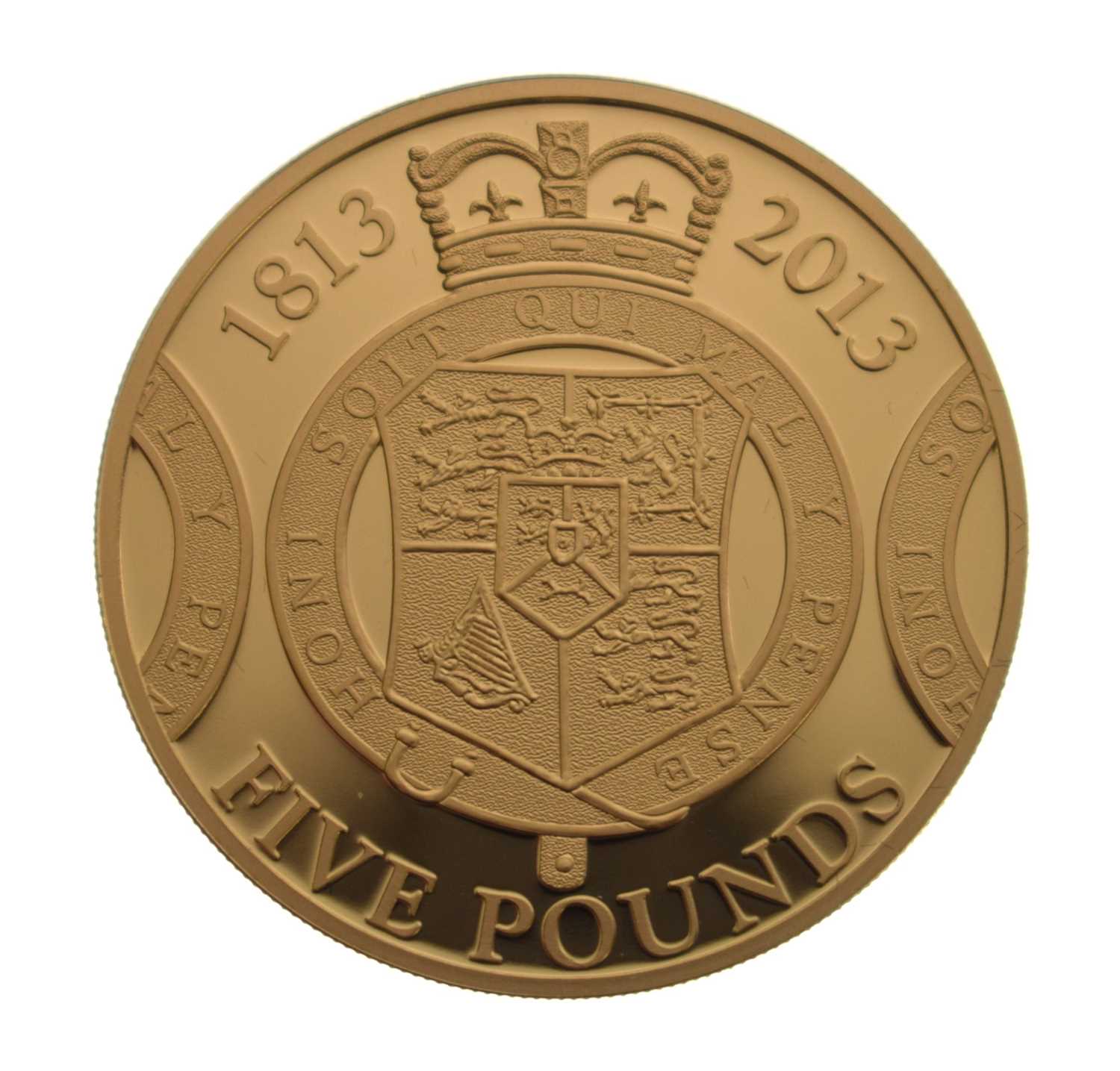 Lot Baliwick of Guernsey - Elizabeth II gold commemorative £5 crown, 2013