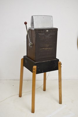 Lot 250 - Early 1960s Jennings 'Governor' one-arm bandit 'tic-tac-toe' slot or fruit machine