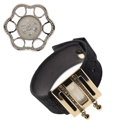 Lot 513 - Lalique bracelet and pendant / brooch, both boxed