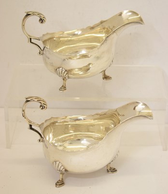 Lot 283 - Pair of George V silver sauceboats