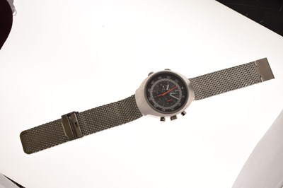 Lot Omega - Flightmaster stainless steel chronograph bracelet watch, ref. 145.036
