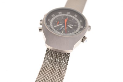 Lot Omega - Flightmaster stainless steel chronograph bracelet watch, ref. 145.036