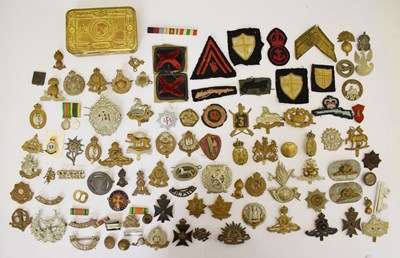 Lot 460 - Mixed collection of British military cap badges