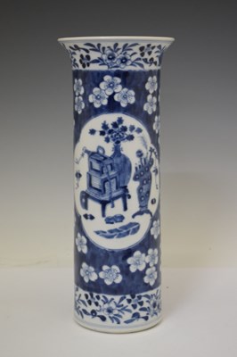 Lot Chinese porcelain blue and white sleeve vase