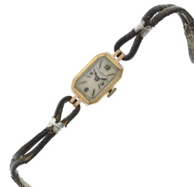 Lot 235 - Early 20th century lady's 9ct gold cased cocktail watch