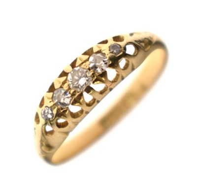 Lot 17 - Early 20th century five-stone diamond 18ct gold ring
