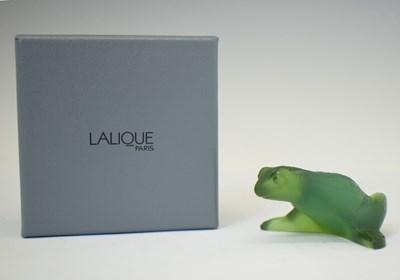 Lot 514 - Lalique - Frosted green glass frog