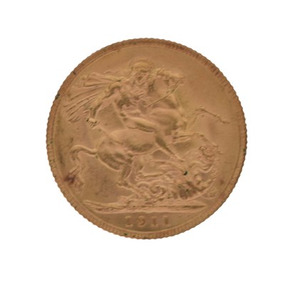 Lot 292 - George V gold sovereign, 1911
