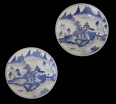 Lot 338 - Pair of 19th century Chinese blue and white porcelain plates