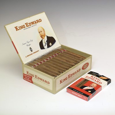 Lot 511 - King Edward 'Invincible Deluxe' cigars