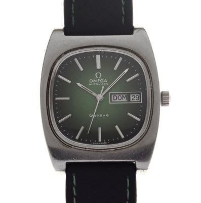 Lot 118 - Omega - Genève stainless steel cased wristwatch